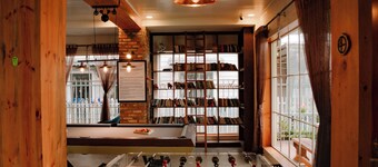 Hoang Yen Hotel & Coffee