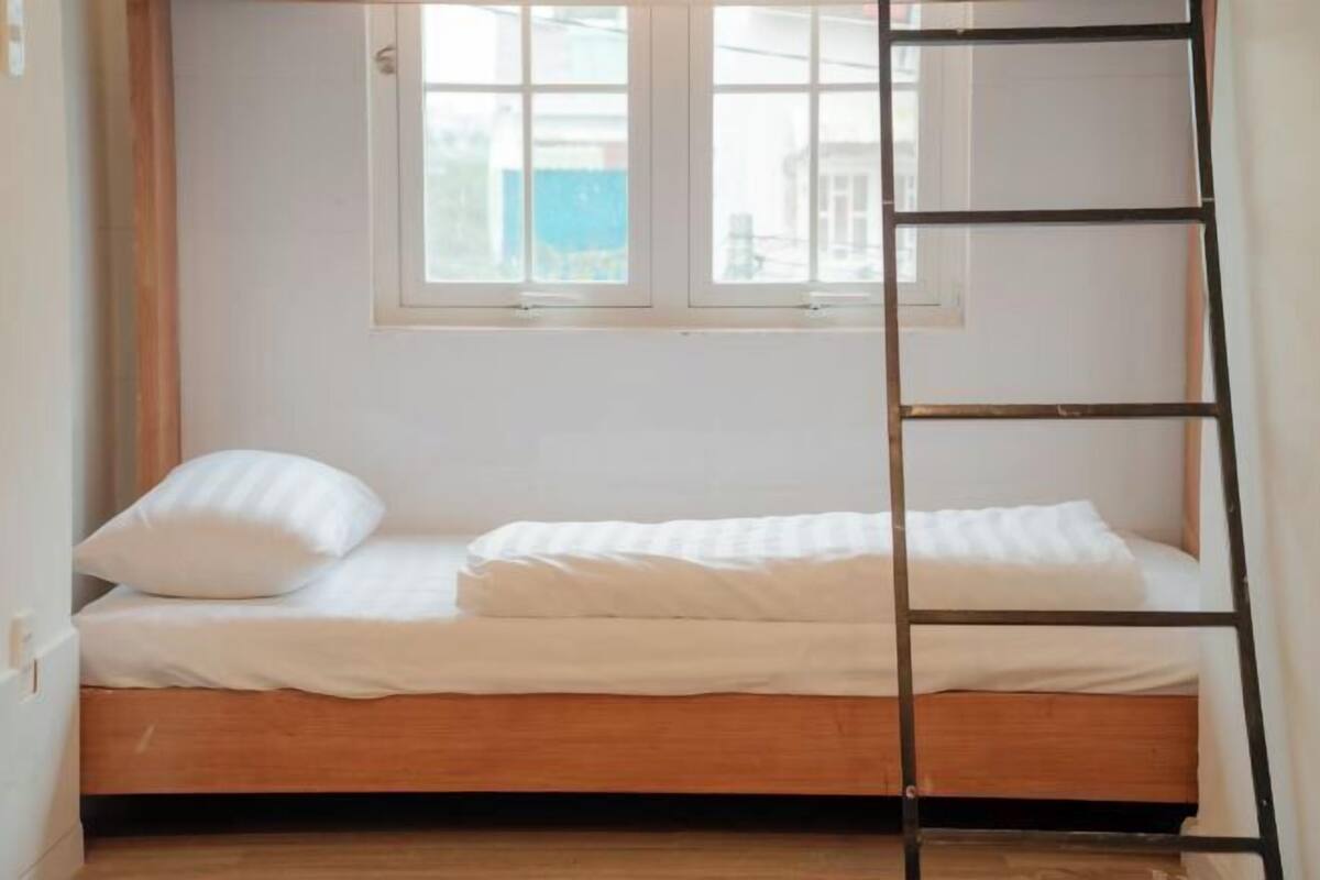 1 quarto, espaço de trabalho para notebook, Wi-Fi de cortesia