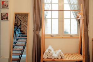 Family Room, City View | 1 bedroom, laptop workspace, free WiFi