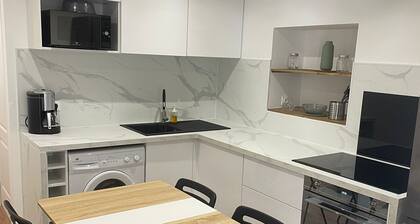 In the heights of Juziers! Ideal studio for rest and escape!