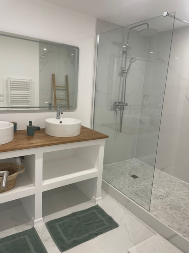 Dans les hauteurs de Juziers ! Studio idéal pour le repos et l'évasion !