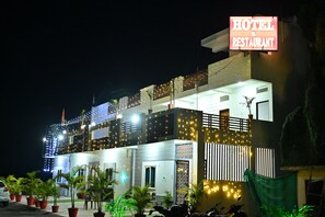 Exterior - Indore Palace (Indore)