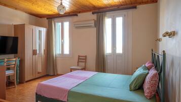 Standard Double or Twin Room, City View | In-room safe, soundproofing, free WiFi