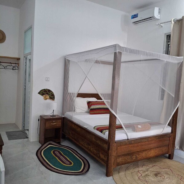 Deluxe Double or Twin Room, Balcony, Garden View | Living area - Shani  (Nungwi)