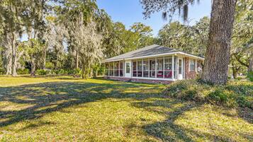 Rumah (4 Bedrooms) | Interior