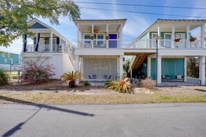 Cottage (2 Bedrooms) | Interior - < 1/2 Mi to Beach: Gem w/ Lanai in Pass Christian (Pass Christian)