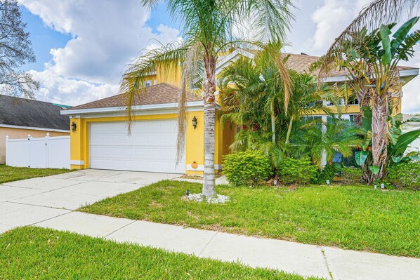 Interior - 12 Mi to Disney World: Poolside Paradise! (Davenport)