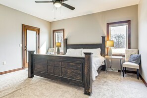 House (5 Bedrooms) | Interior - 8 Mi to Lambeau Field: Family Home in De Pere! (De Pere)