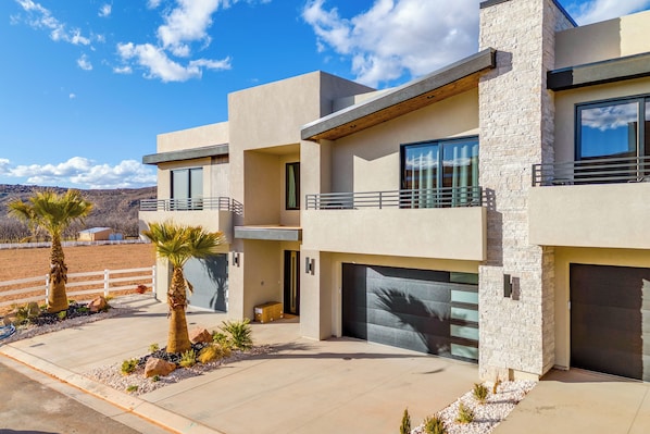 Apartment (3 Bedrooms) | Interior - 4 Mi to Sand Hollow State Park: Hurricane Townhome (Hurricane)