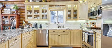 House (2 Bedrooms) | Interior