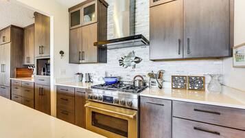 Vila (5 Bedrooms) | Interior