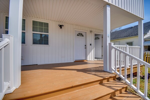 Interior - < 1 Mi to Beaches: Central Norfolk Apartment! (Norfolk)