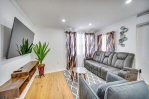 Front of property - < 1 Mi to Beaches: Central Norfolk Apartment! (Norfolk)