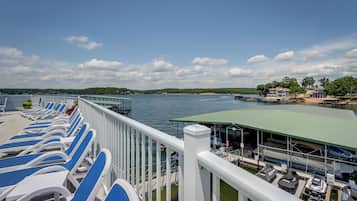 Apartemen (3 Bedrooms) | Interior