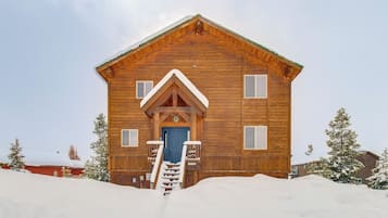 House (5 Bedrooms) | Front of property