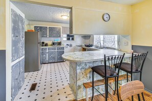 House (2 Bedrooms) | Interior - Pet-friendly Little Rock Home on Spacious Lot (Little Rock)