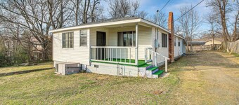 Pet-friendly Little Rock Home on Spacious Lot