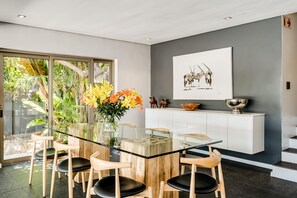 Villa | 5 Schlafzimmer, Internetzugang