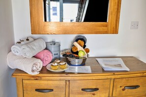 Interior - Cowslip (Bradworthy)