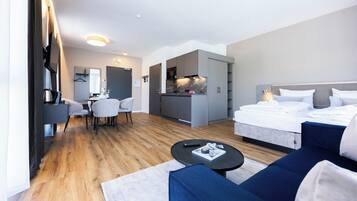 Studio Deluks | 1 kamar tidur, ruang kerja ramah laptop, dan setrika/meja setrika