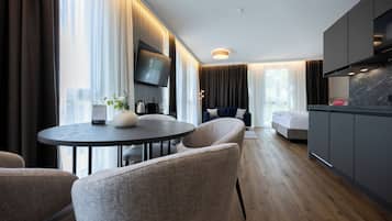 Superior studio | Dineren op de kamer