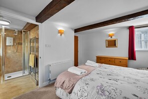 3 Schlafzimmer, Bügeleisen/Bügelbrett, kostenloses WLAN, Bettwäsche