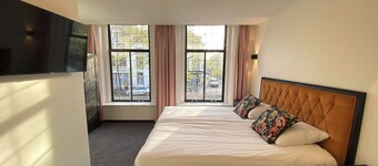 Hotel La Noire - Delft City Centre