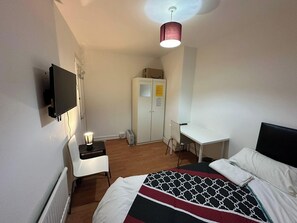 Apartment - Spacious Flat - Sleeps 6 - Heart of London (London)