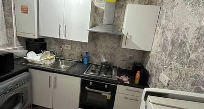 Spacious Flat - Sleeps 6 - Heart of London