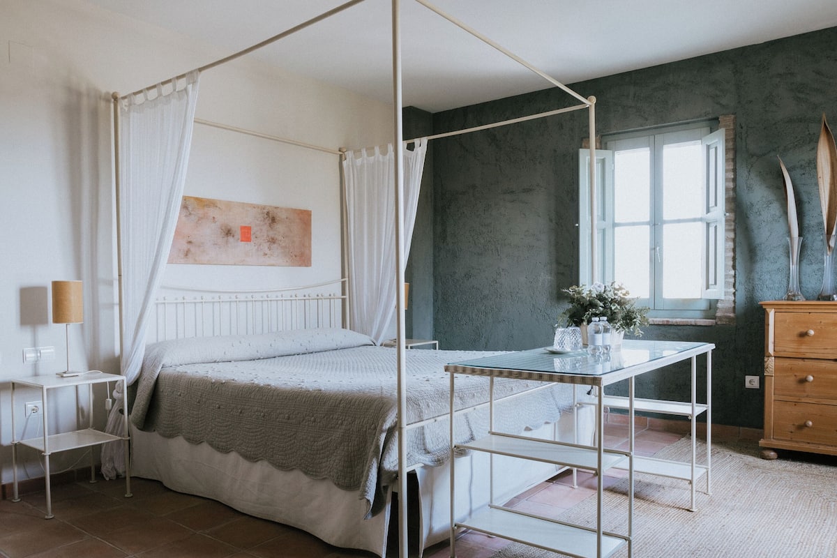 Chambre Double Deluxe, vue jardin | Literie de qualité supérieure, couette en duvet d'oie
