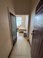 Deluxe Twin Room | Bathroom | Shower, bathrobes, towels, soap