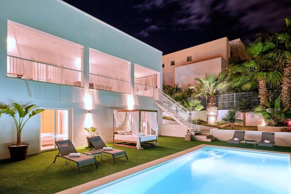 Pool - VILLA JULIETA 2KM FROM IBIZA CITY AND TALAMANCA BEACH (Santa Eulalia del Río)