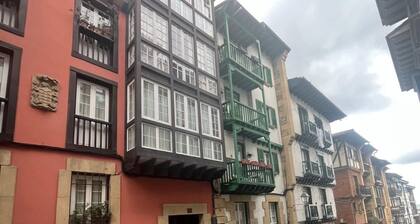 Apartamento cómodo, tranquilo y céntrico en pleno casco histórico de Hondarribia