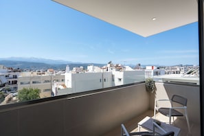 Suite with Private Steam Room & Pool View | Sacada