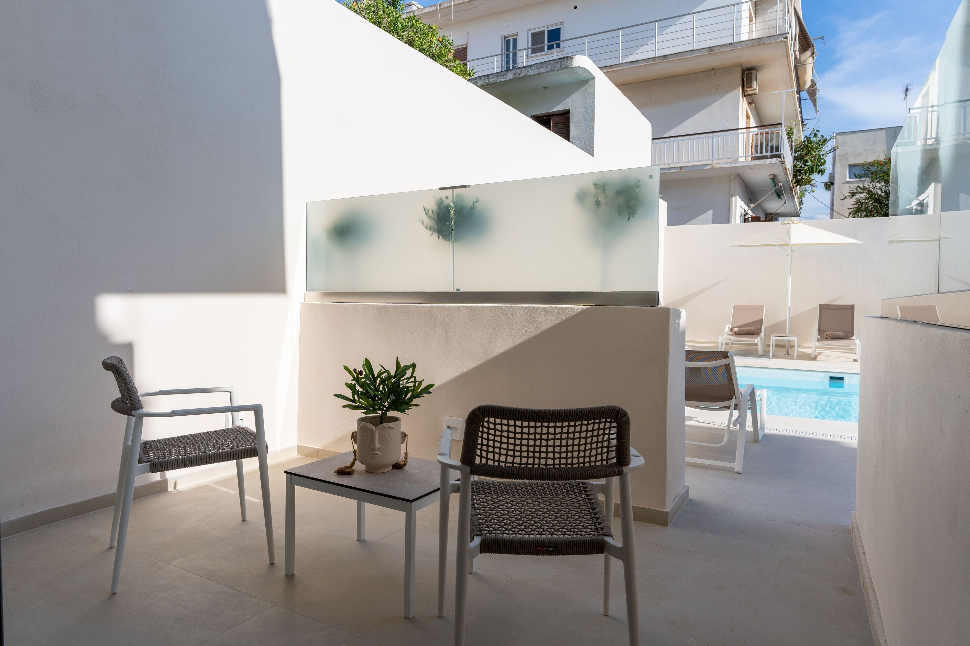 Photo - Selected Suites