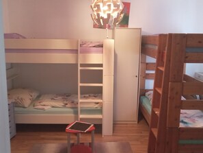 Apartment, 3 Schlafzimmer, barrierefrei | 4 Schlafzimmer