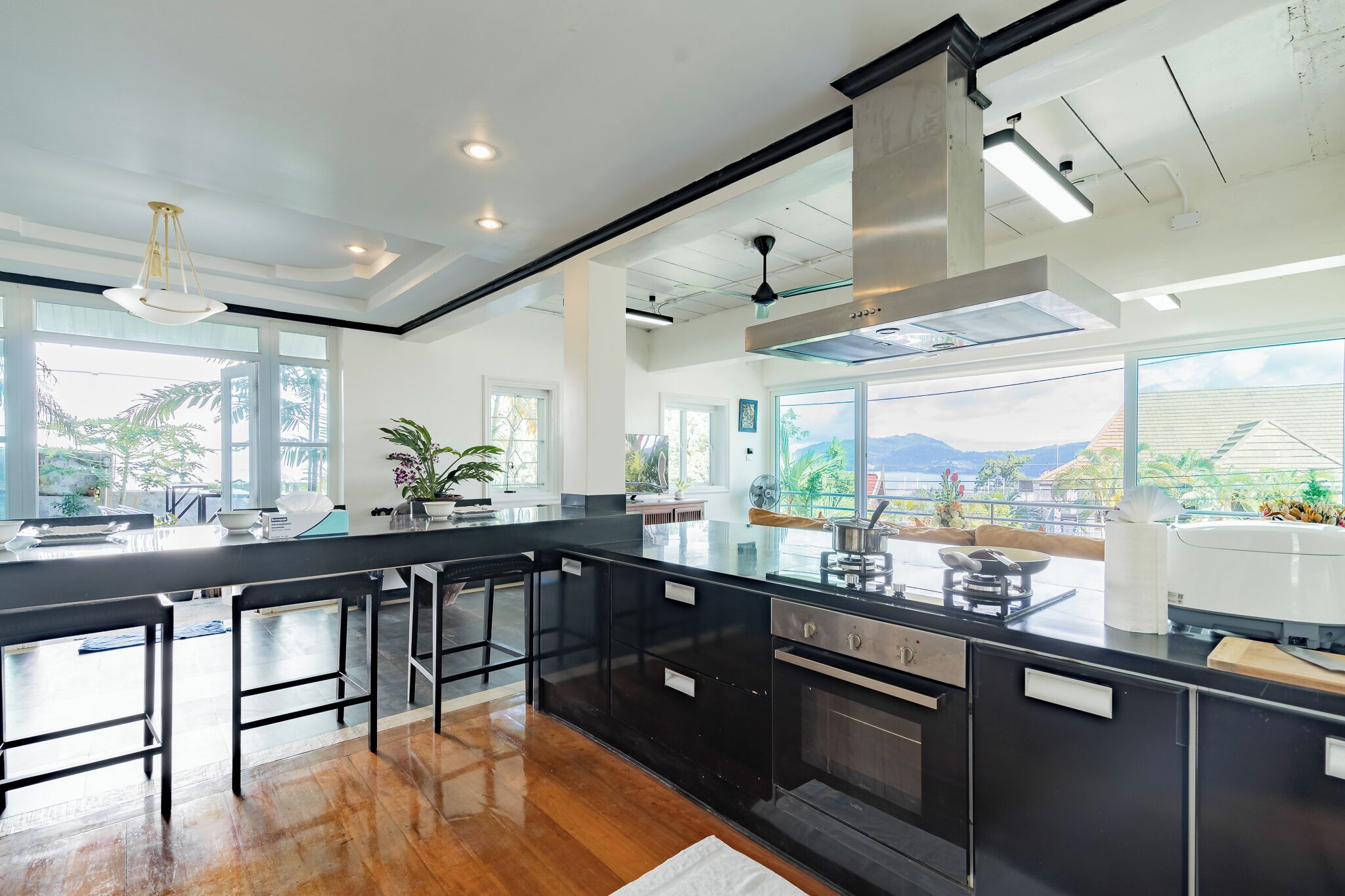 Villa, 5 Bedrooms, Smoking, Private Pool | Interior