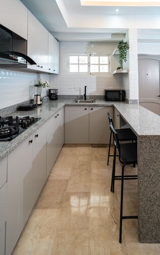 Centrally located apartment in Bella Vista, Amer 1