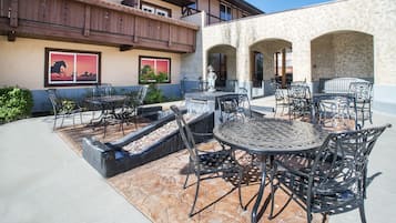 Villa, 1 Bedroom | Outdoor dining