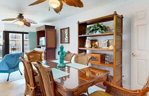 Townhome, 2 Bedrooms | Dining