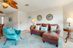 Townhome, 2 Bedrooms | Living area - Gulfside Townhome 6 2 Bedroom Townhouse (Gulf Shores)