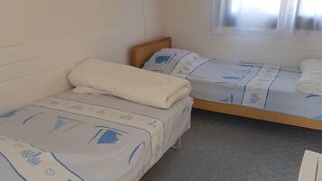 3 chambres, bureau, fer et planche Ă repasser, Wi-Fi gratuit