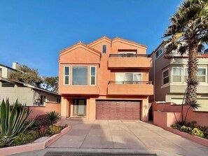 Exterior - 3812O- Coral Reef Promise (Oxnard)