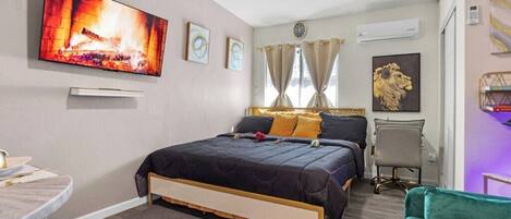 1 habitación, tabla de planchar con plancha, wifi gratis y ropa de cama