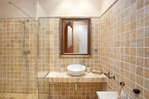 Dusche, Haartrockner