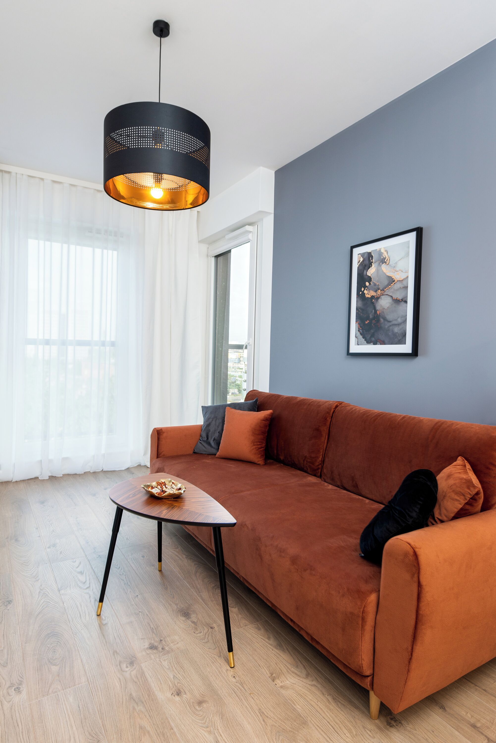 50-inch Smart TV with satellite channels, offices