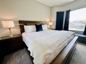 5 chambres, bureau, fer et planche à repasser, Wi-Fi gratuit