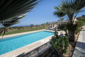 Villa | 3 bedrooms, desk - Villa Aurora Luxurius Living (Rethymno)