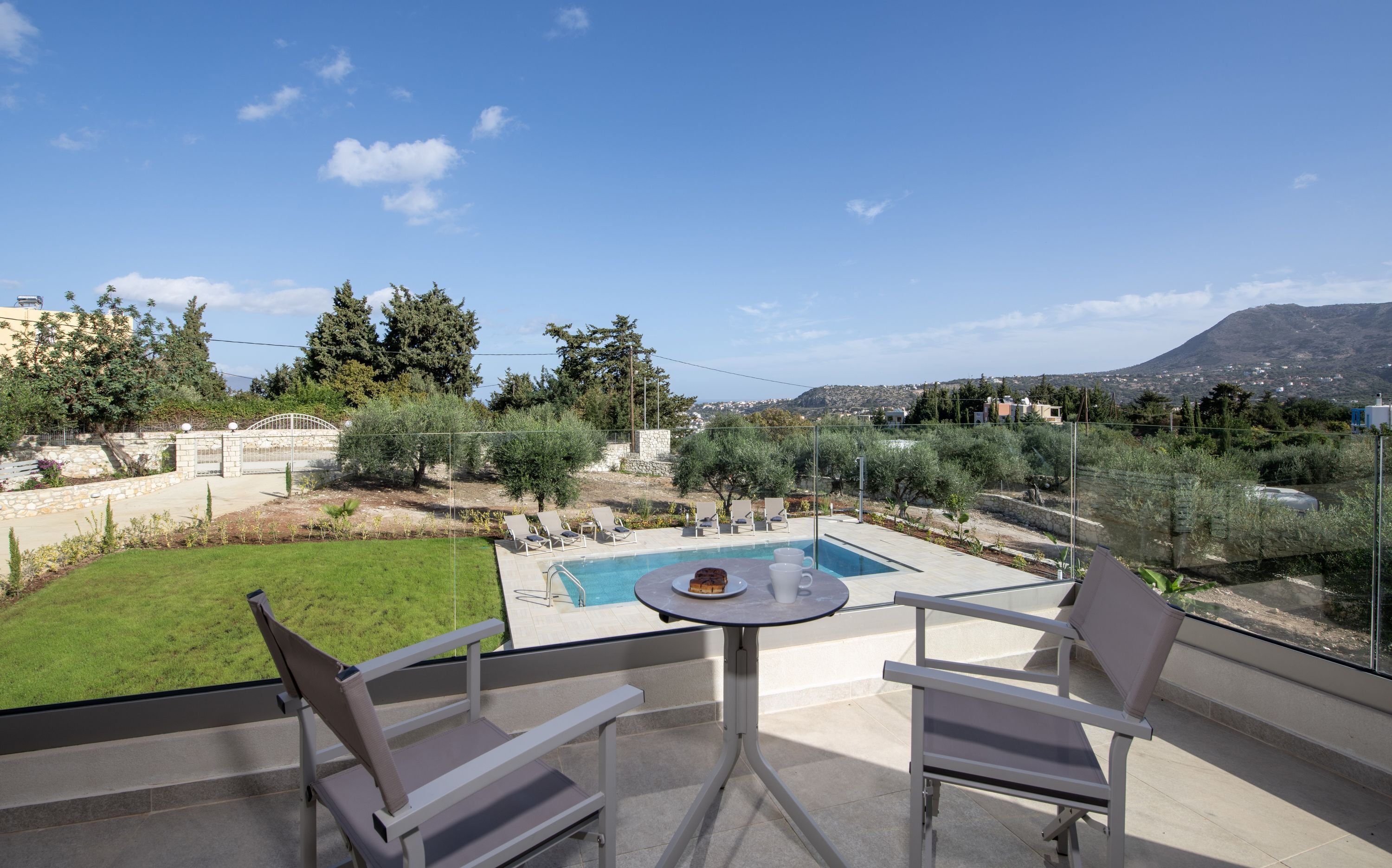 Villa | 6 sovrum och skrivbord