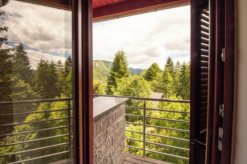 Bohinj Cozy Escape Holiday Home, just 2,8km to the lake!